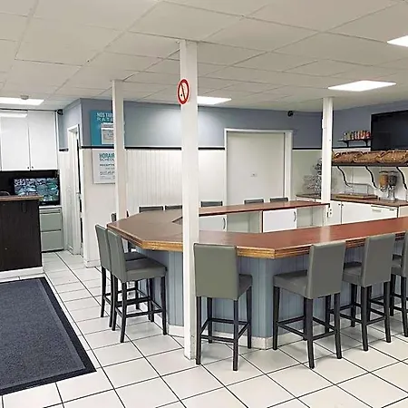 Hotel Kyriad Direct Val De Reuil Le Vaudreuil