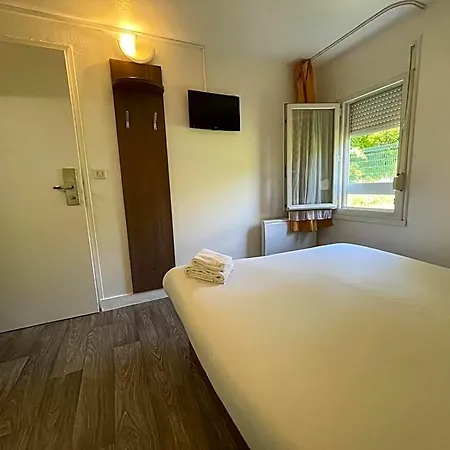Ξενοδοχείο Kyriad Direct Val De Reuil